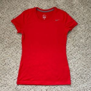• Nike DRI-FIT Training Tee •